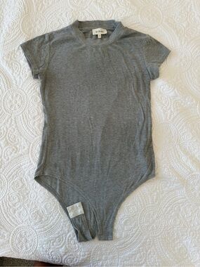 bohme Woman’s Heather Grey Short-Sleeve Bodysuit